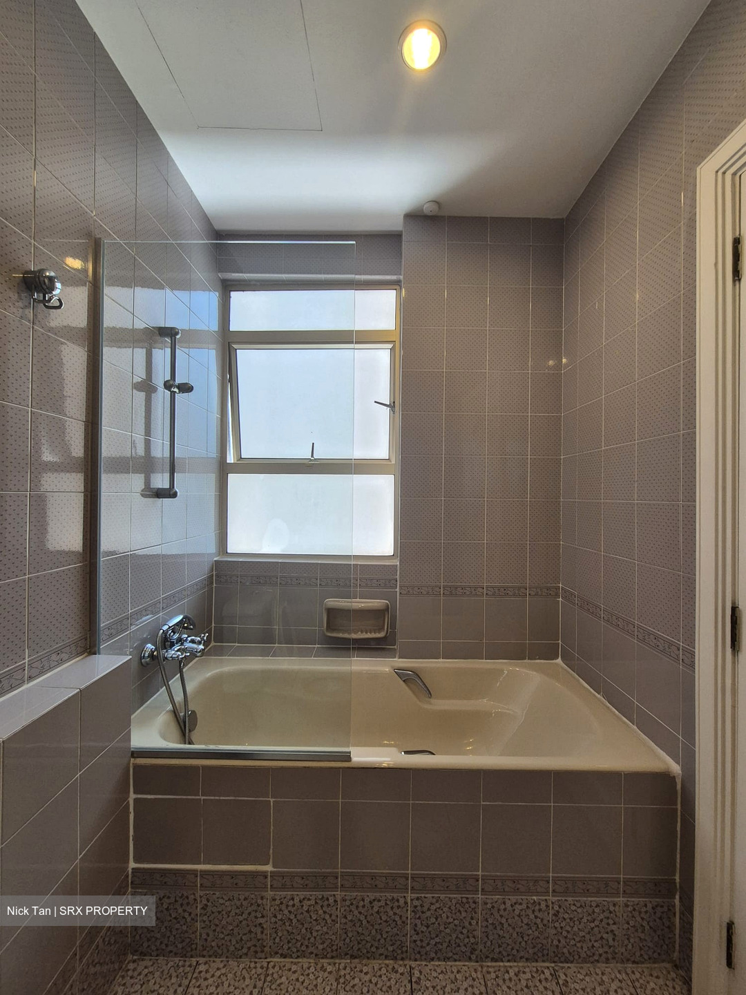 Leonie Condotel (D9), Condominium #554446371
